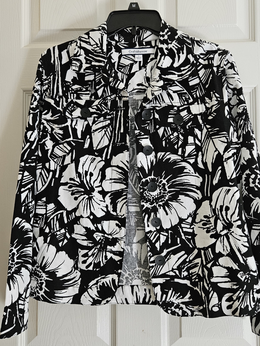 Croft & Barrow Black and White Floral Jacket Size S